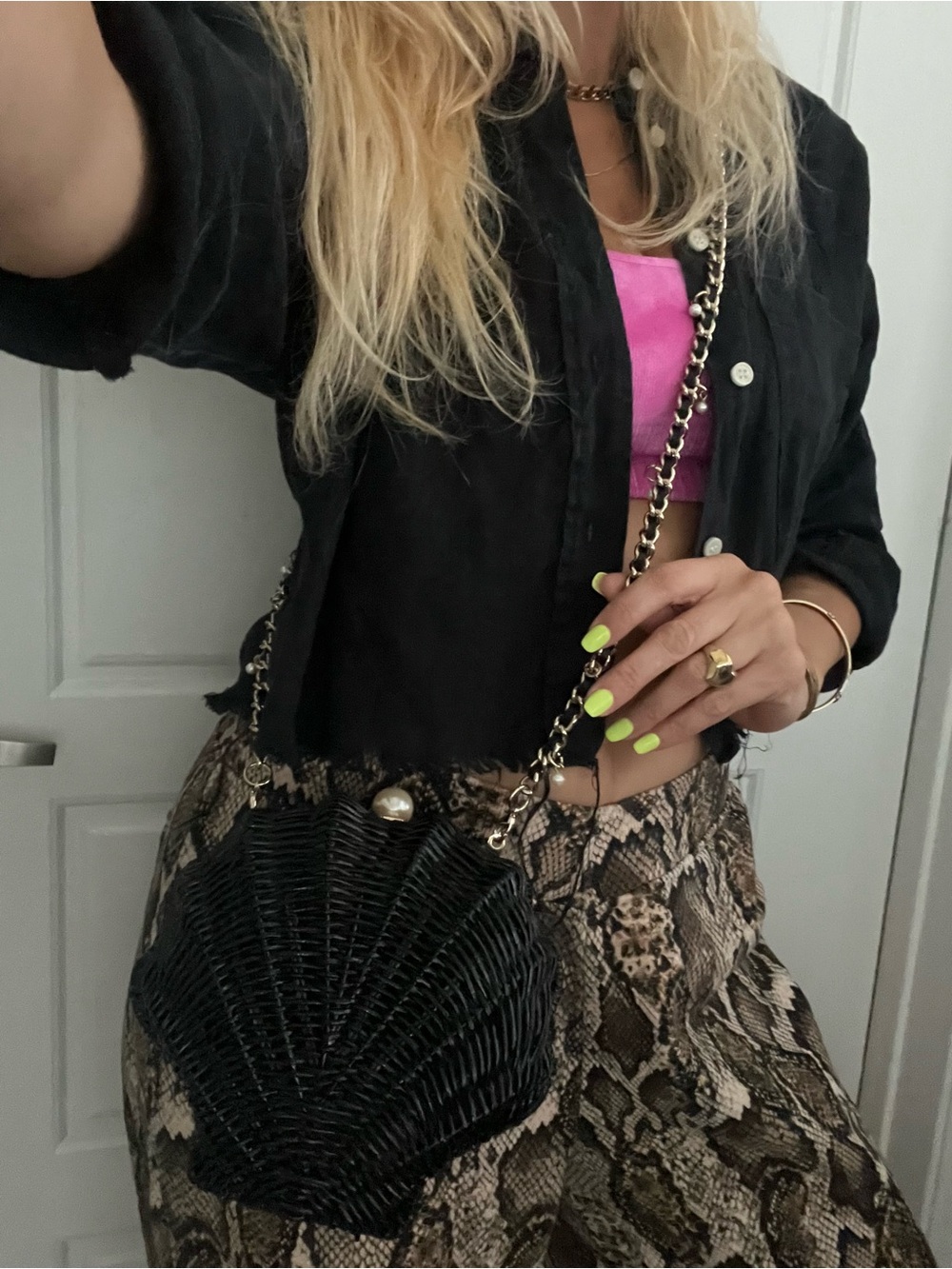 Kate Spade New York Splash Out Clam Shell Crossbody Bag Black
